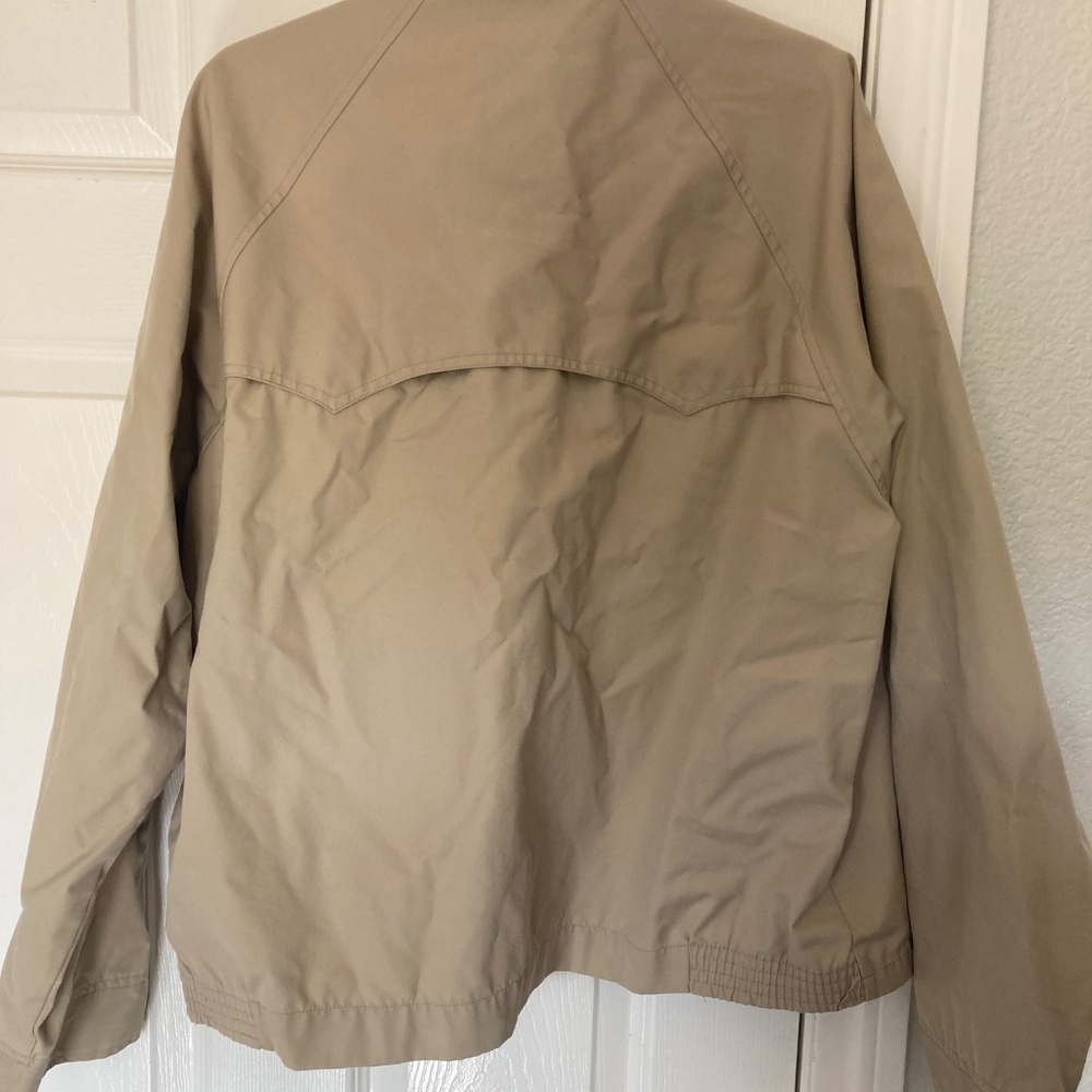 Jacket - Picture 3 of 4